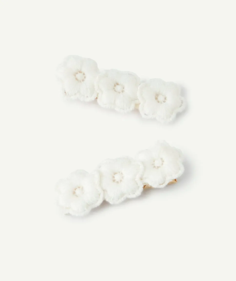 Barrettes fille fleurs blanches brodées