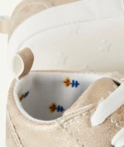 Baskets bébé fille couleur dorée avec animation lacets