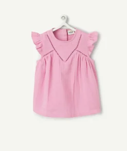 Blouse bébé fille en gaze de coton rose avec volants