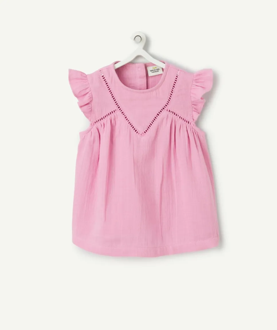 Blouse bébé fille en gaze de coton rose avec volants