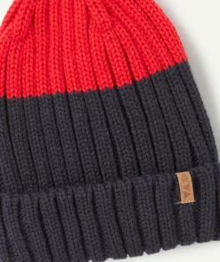 Bonnet bicolore en maille bleu et rouge garçon