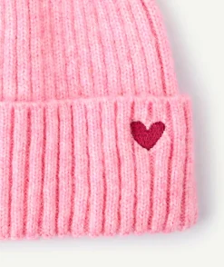 Bonnet fille rose maille côtelée cœur