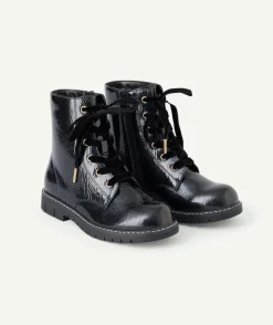 Bottines fille noires vernies à lacets