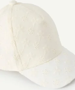 Casquette bébé fille broderie anglaise blanche