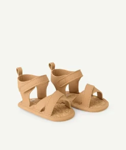 Chaussons bébé garçon style sandales camel