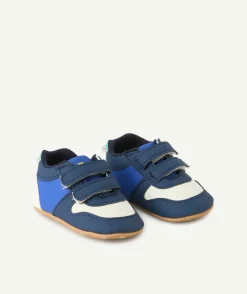 Chaussons style basket bébé garçon bleu et blanc