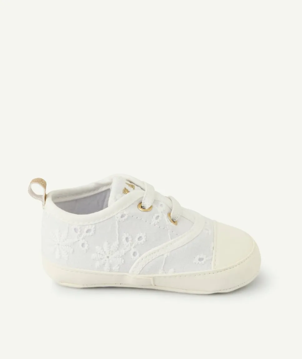Chaussures blanches pour bébé fille