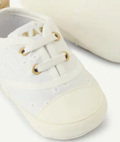 Chaussures blanches pour bébé fille