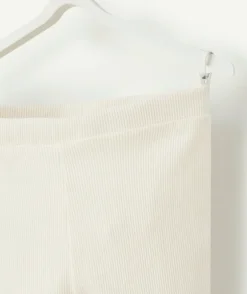 Legging bébé fille côtelé en coton biologique blanc