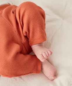 Legging naissance en coton biologique nid d'abeille marron orangé