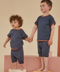 Le t-shirt évolutif 2 en 1 bleu marine et terracotta en coton pima