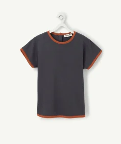Le t-shirt évolutif 2 en 1 bleu marine et terracotta en coton pima