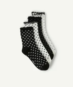 Lot chaussettes fille noir blanc cœurs volants