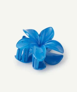 Pince fille fleur bleue
