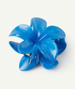 Pince fille fleur bleue
