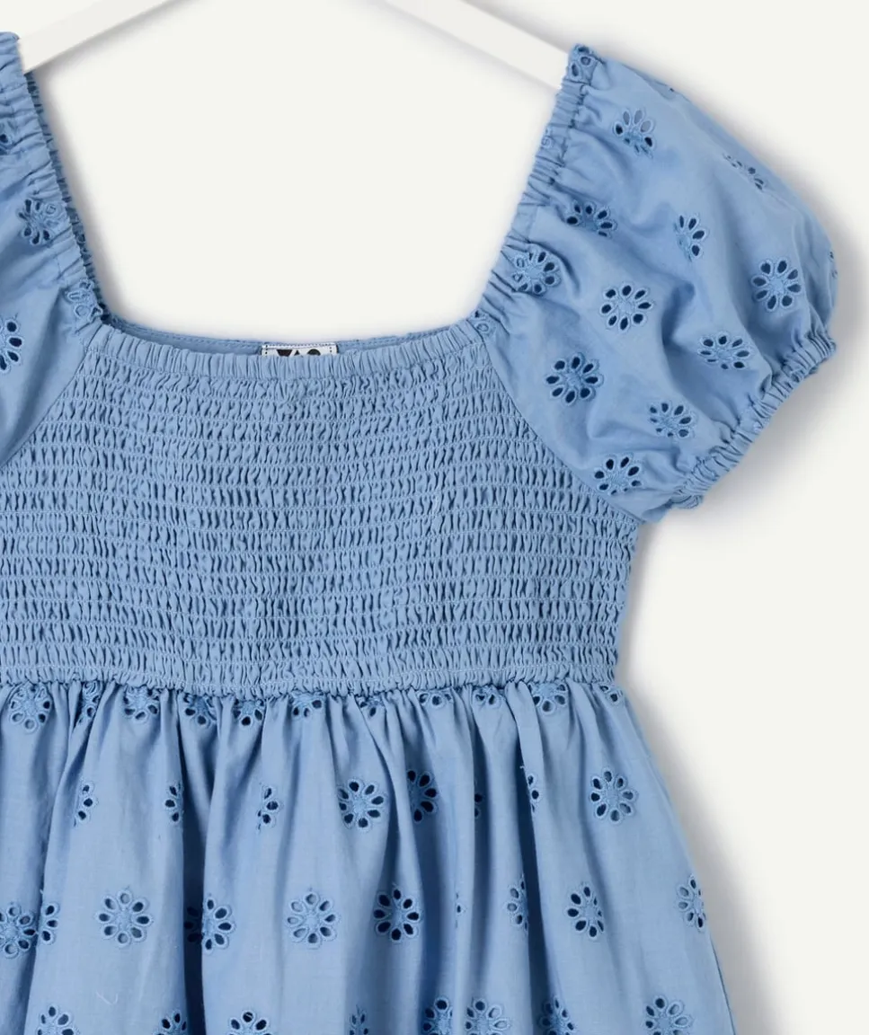 Robe fille bleue avec broderies anglaises