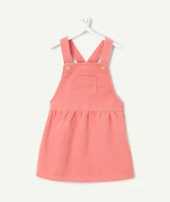 Robe salopette bébé fille en velours côtelé rose