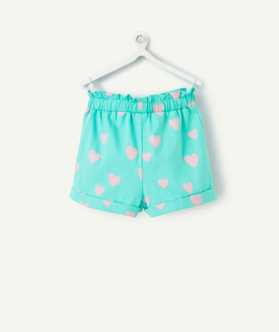 Short bébé fille en coton biologique vert et imprimé avec coeurs roses