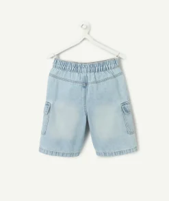 Short cargo garçon en denim délavé