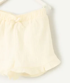 Short à volants écru bébé fille