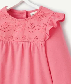 T-shirt bébé fille en coton bio rose avec broderies et volants