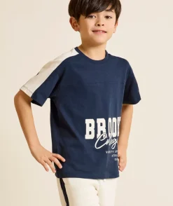 T-shirt garçon bleu marine imprimé varsity