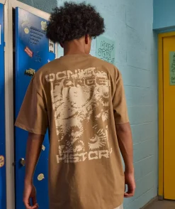 T-shirt garçon oversize marron imprimé
