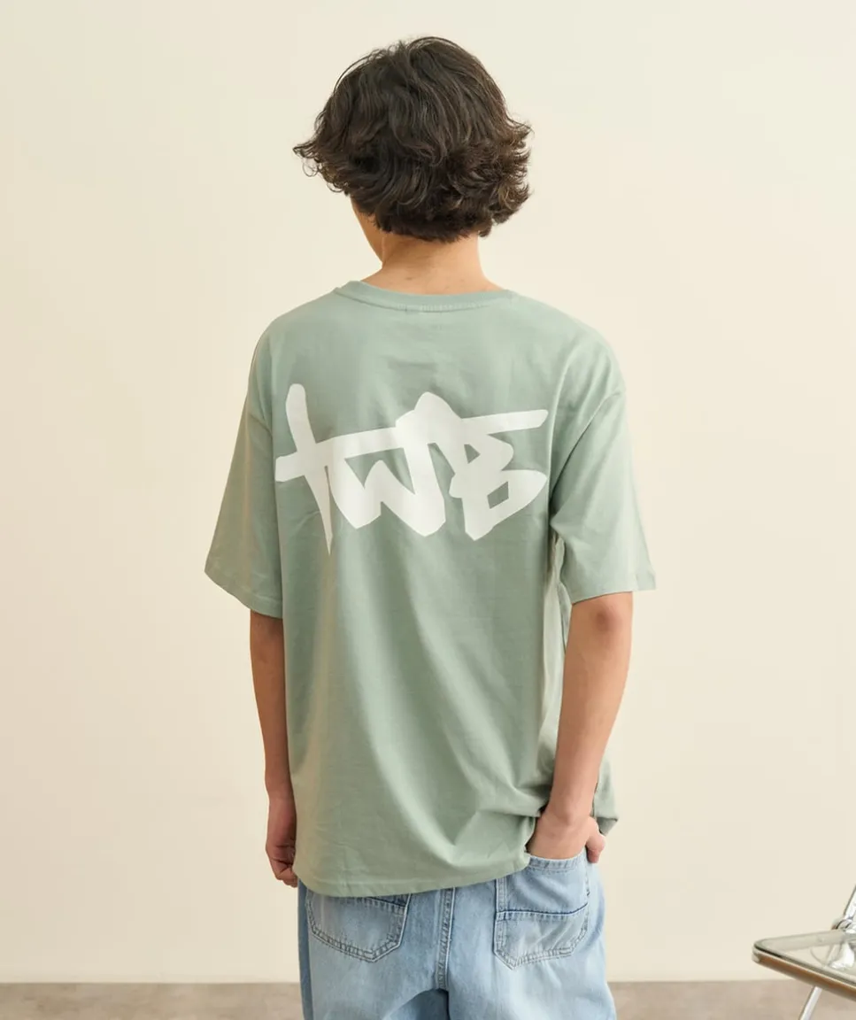 T-shirt garçon oversize vert clair